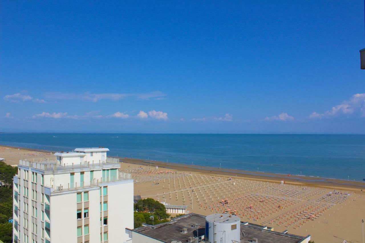 Bianco E Nero * Lignano Sabbiadoro